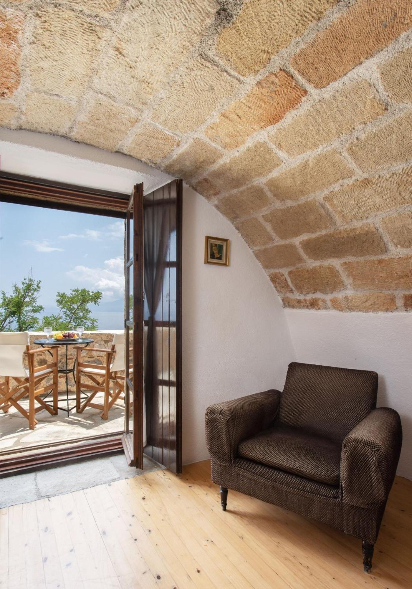 Pablito House-Seaview Monemvasia Nests Dış mekan fotoğraf
